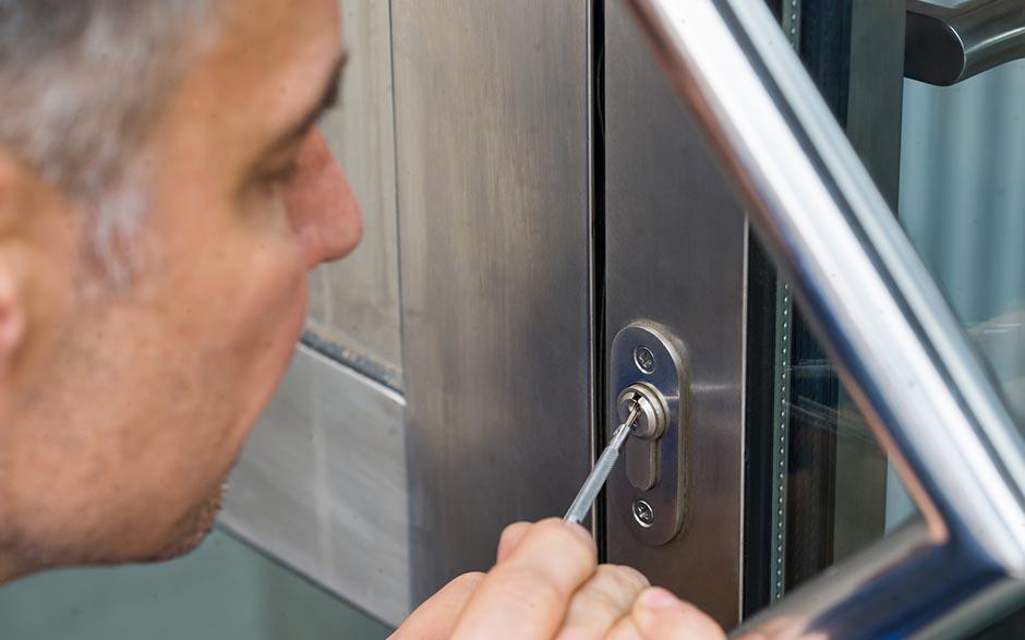 personnalisé serrurier prix changement serrure Oinville-sur-Montcient